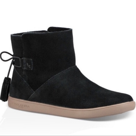 Koolaburra Shoes - Koolaburra by UGG Black Skyller Sueded Bow Tassel Flat Casual Booties 7